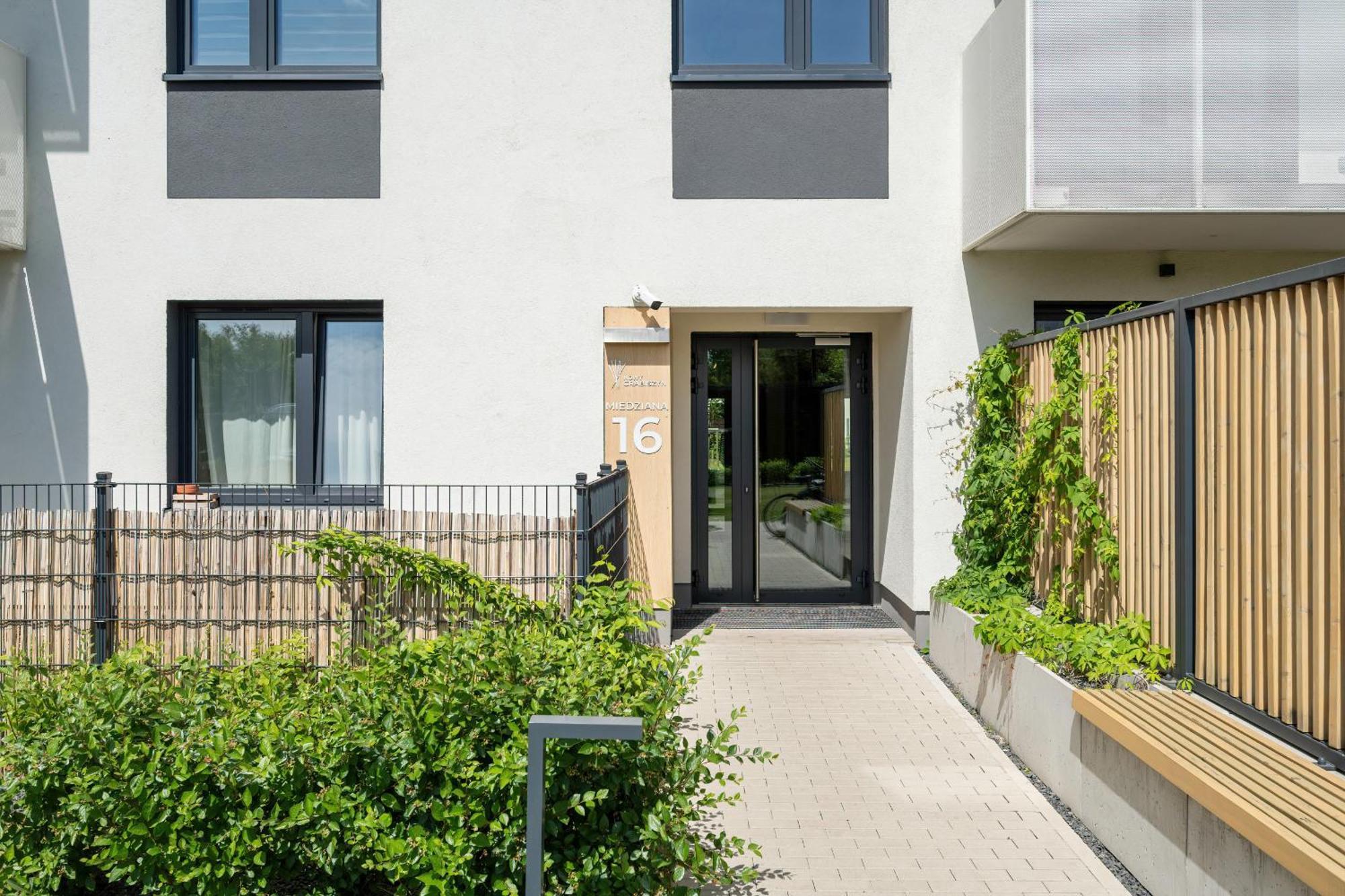 Miedziana Bright Apartment With Balcony And Parking Wroclaw By Noclegi Renters מראה חיצוני תמונה